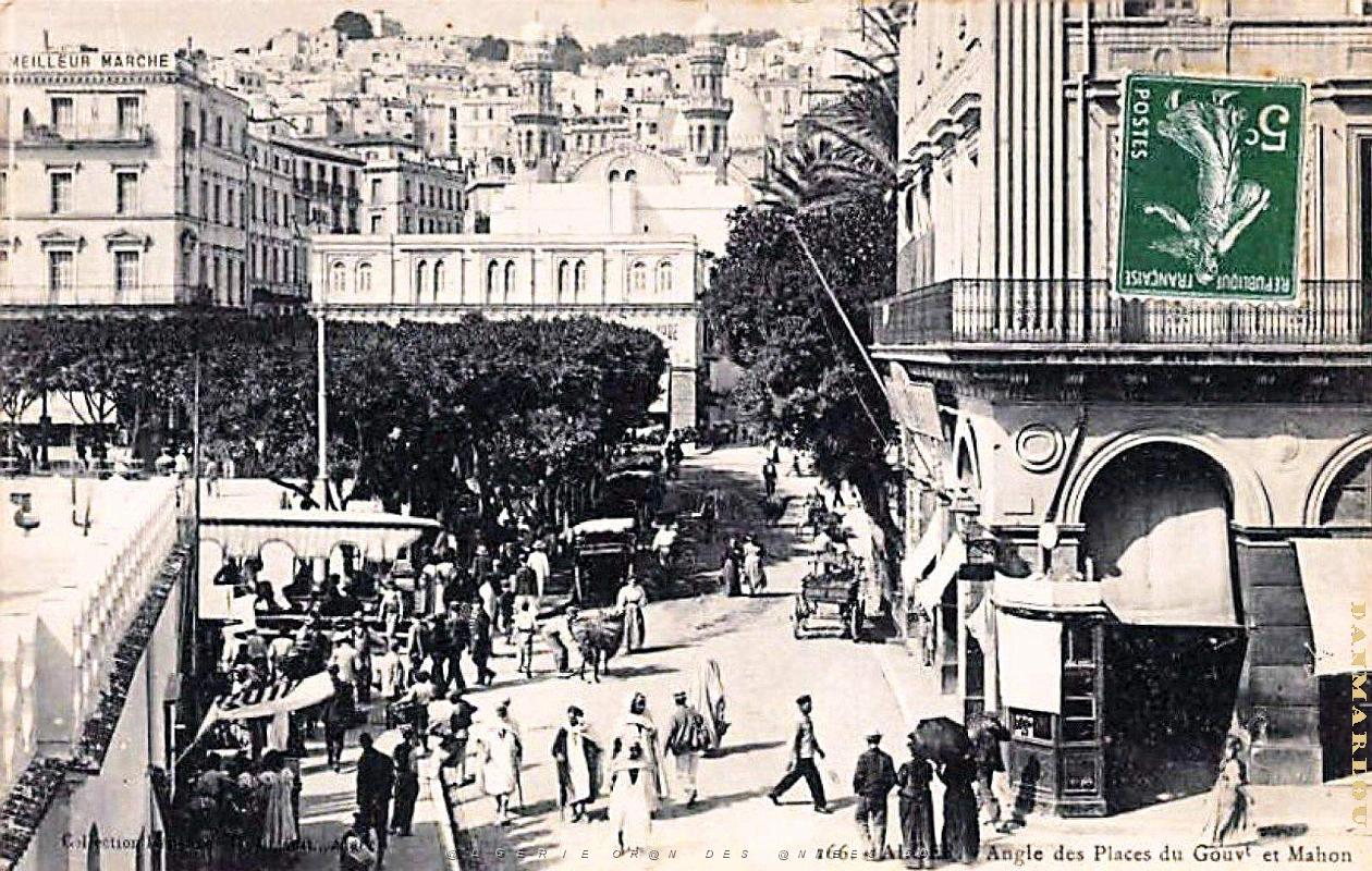 2740- Alger - Angle des Places du Gouvernement et Mahon.jpg